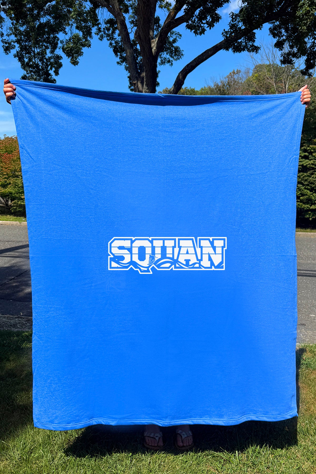 Super Soft 50 in x 60 in Jersey Cotton Blanket for Home, Beach, Dorm Room